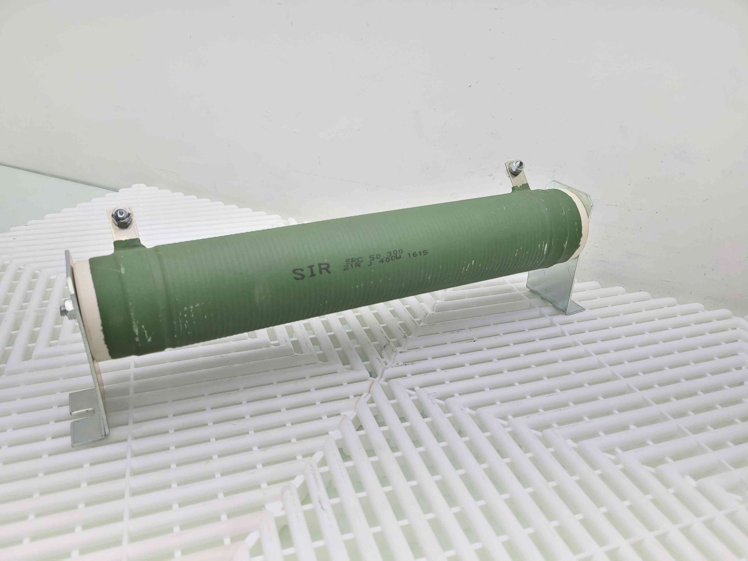 SIR SRC 50.300 Cement Fixed Power Resistor 400W, 21 Ohms - Used - Image 7