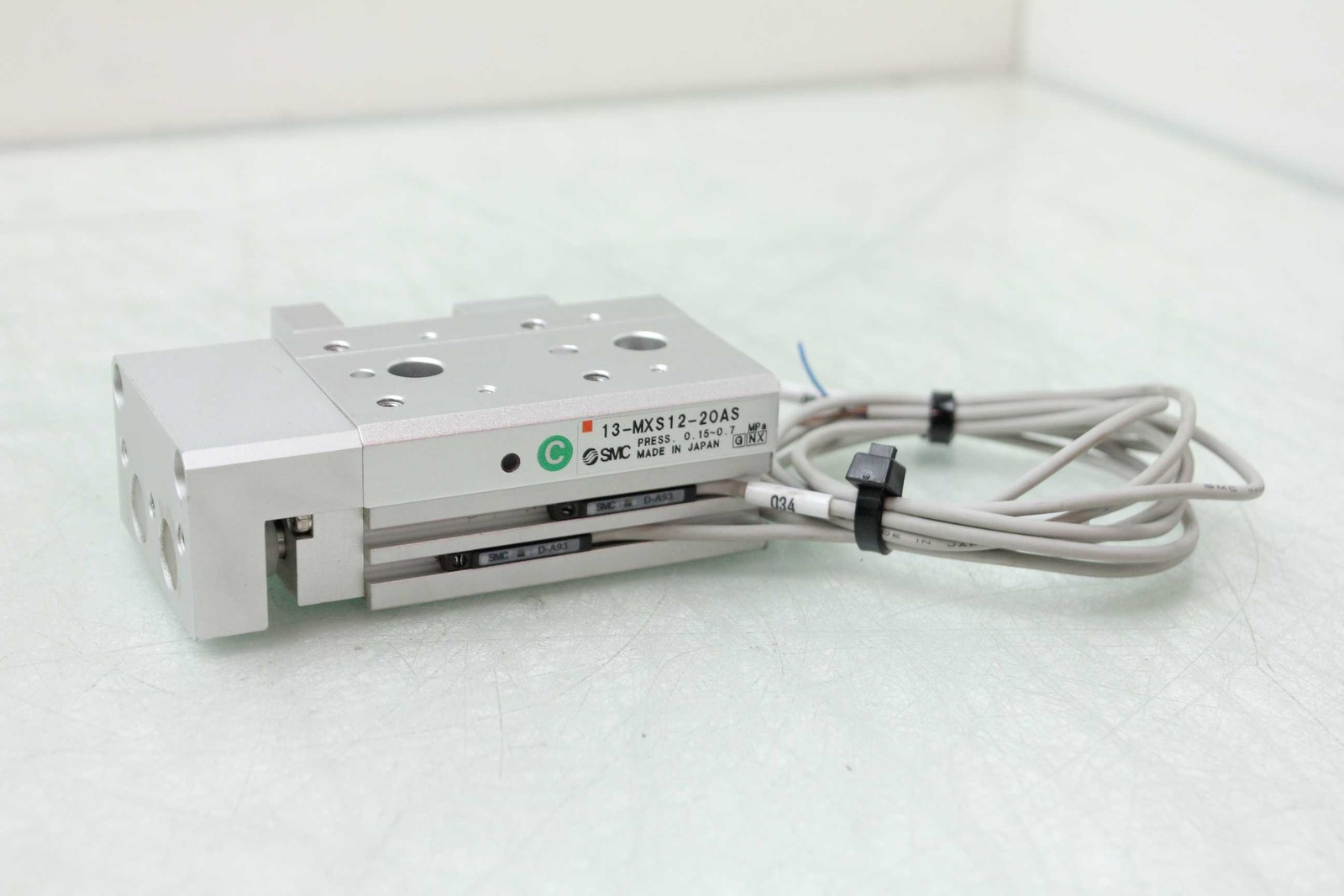SMC 13-MXS12-20AS Pneumatic Guided Air Slide Table 12mm Bore x 20mm Stroke - Used