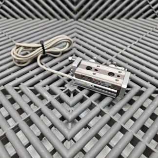 SMC MXQR6L-20CT Dual Rod Guided Air Cylinder Slide Table 6mm Bore x 20mm Stroke - Used
