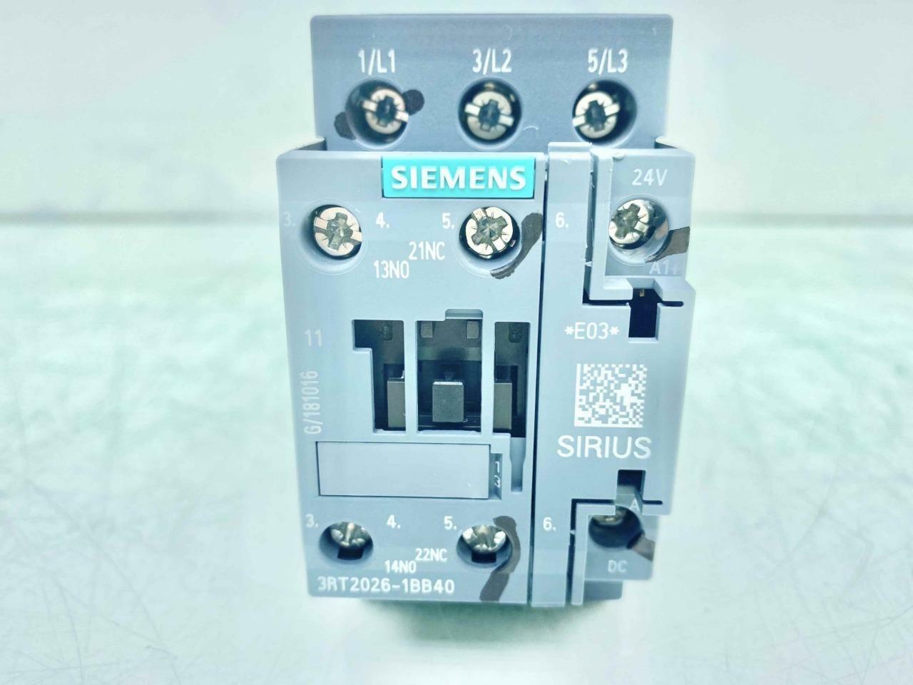 Siemens 3RT2026-1BB40 Contactor 24DC 3-Phase 400 VAC 1 NO 1 NC - Used - Image 3