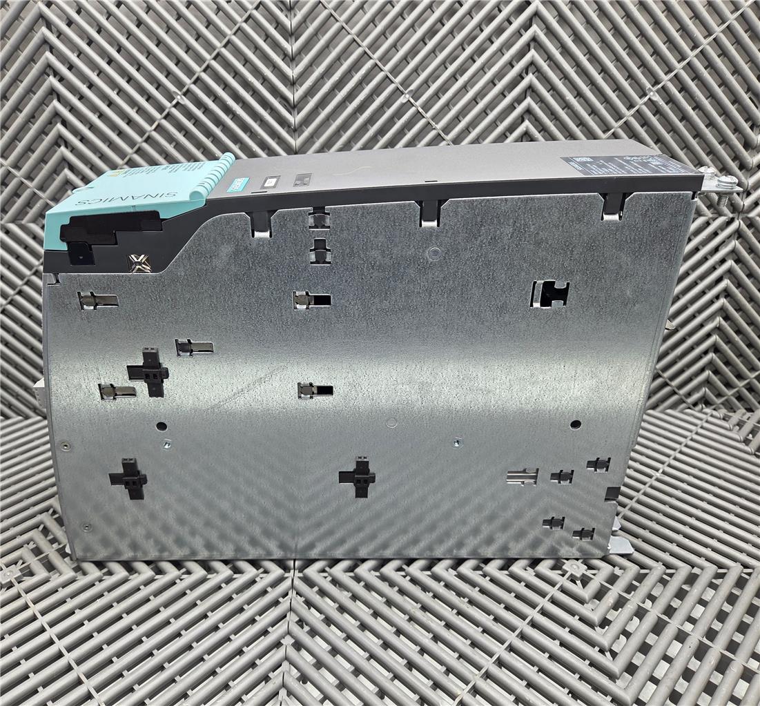 Siemens 6SL3130-6TE21-6AA4 Sinamics Smart Line Module 16kW, Missing Fan Cover - Used - Image 18