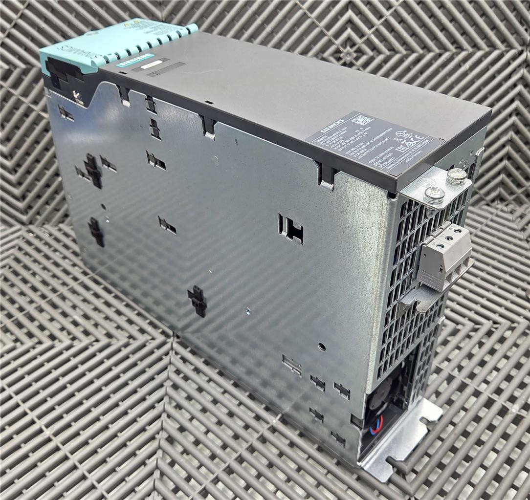 Siemens 6SL3130-6TE21-6AA4 Sinamics Smart Line Module 16kW, Missing Fan Cover - Used