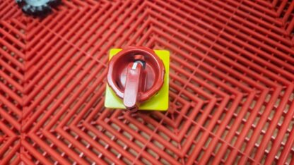 Square D 9003 Type K2 Rotary Disconnect Switch 20A / 660V with KCD1Y Handle - Used - Image 9
