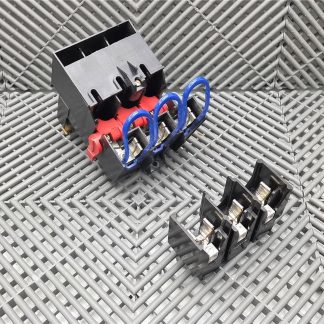 Square D Fusible Disconnect Switch D-40555-001 CAV-1 w/ 40512-412-01 Load Base - Used