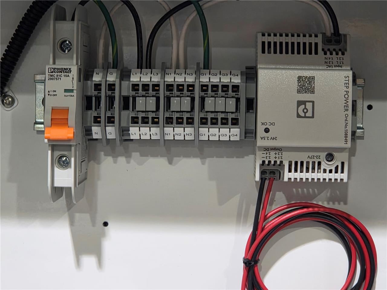 Strongarm 302-181706 Pedestal 15" Swivel / Tilt HMI Enclosure Nema 12 - New other (see details) - Image 8