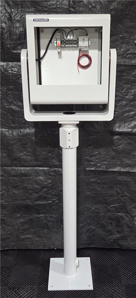 Strongarm 302-181706 Pedestal 15" Swivel / Tilt HMI Enclosure Nema 12 - New other (see details)