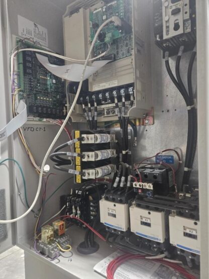 Yaskawa 30 HP / 480V Bypass VFD Drive E7BVB040YEFR / CIMR-E7U4018 - Used - Image 7