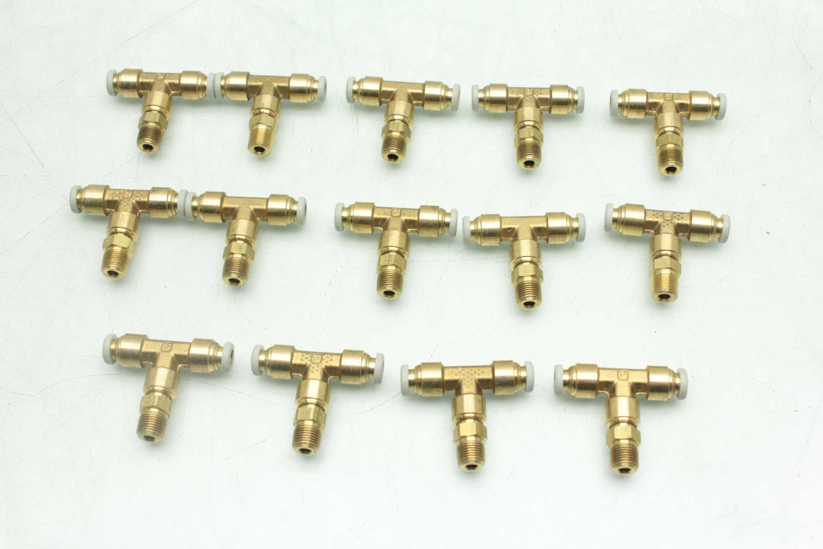 14 New Parker X172PL-4-2 Push-to-Connect Brass Tee Pipe Fittings / Prestolock - New