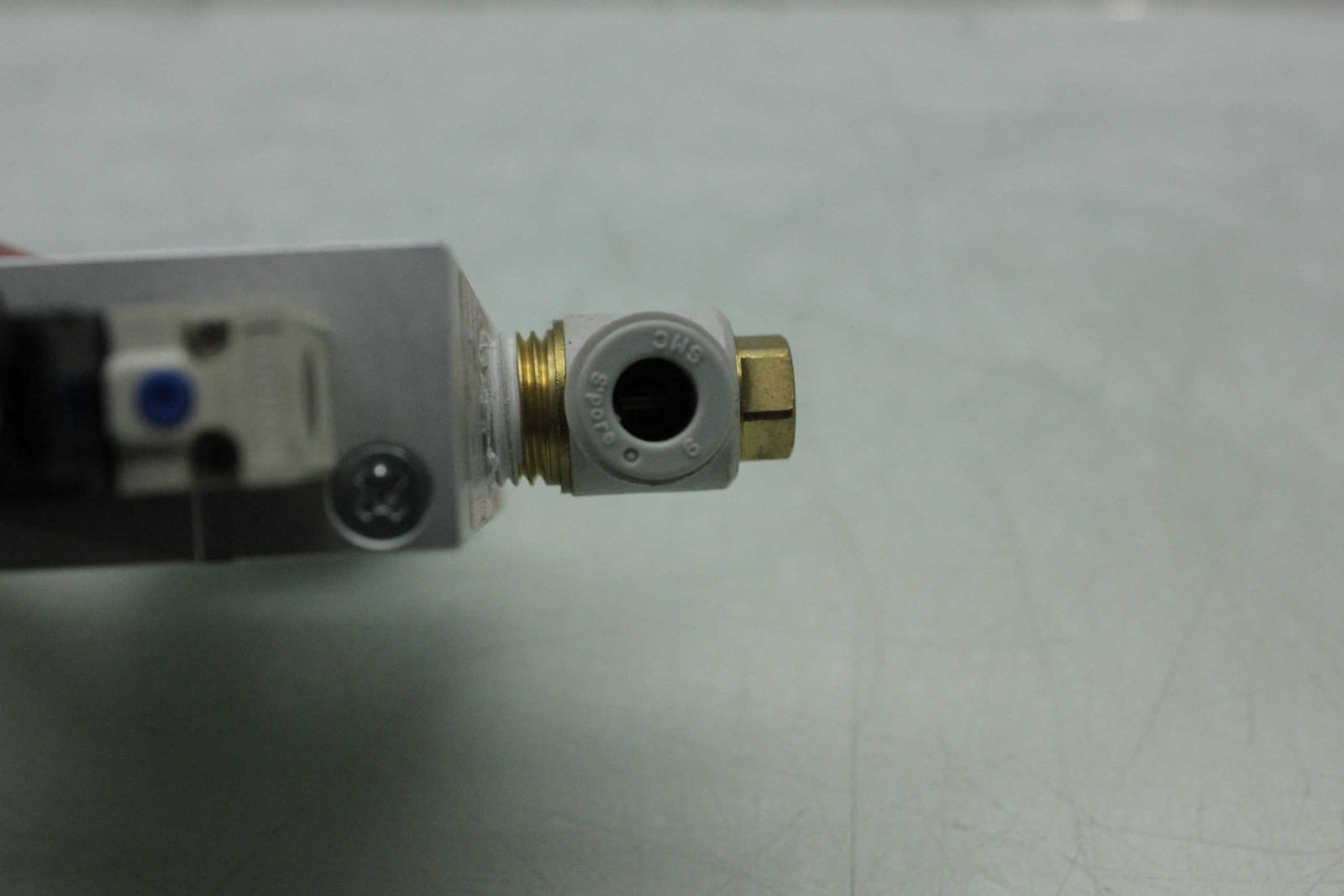 2 Convum CVA2-15HS-4AL Electromagnetic Vacuum Break Solenoid Valves Coil 24V DC - Used - Image 7