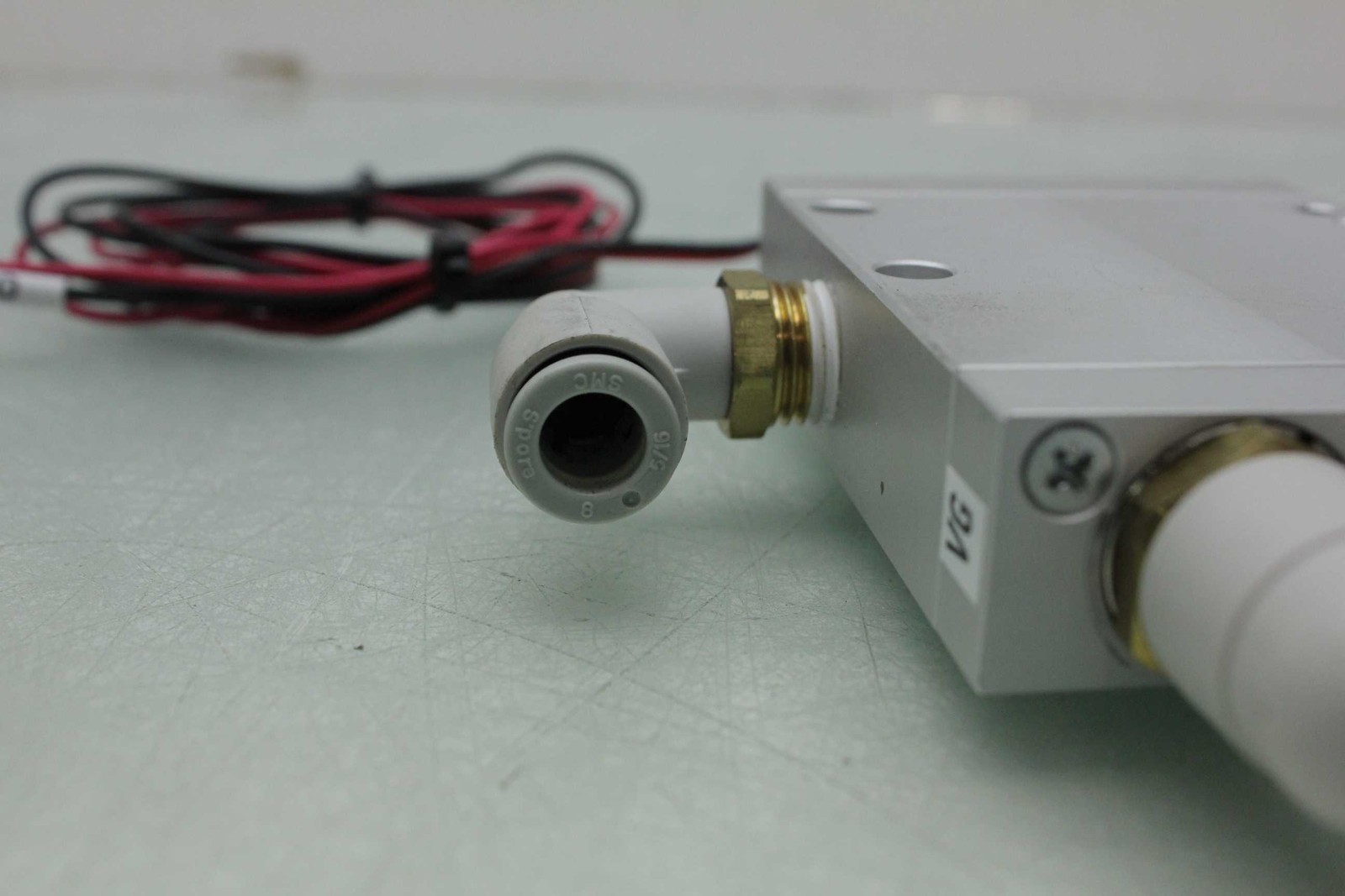 2 Convum CVA2-15HS-4AL Electromagnetic Vacuum Break Solenoid Valves Coil 24V DC - Used - Image 9