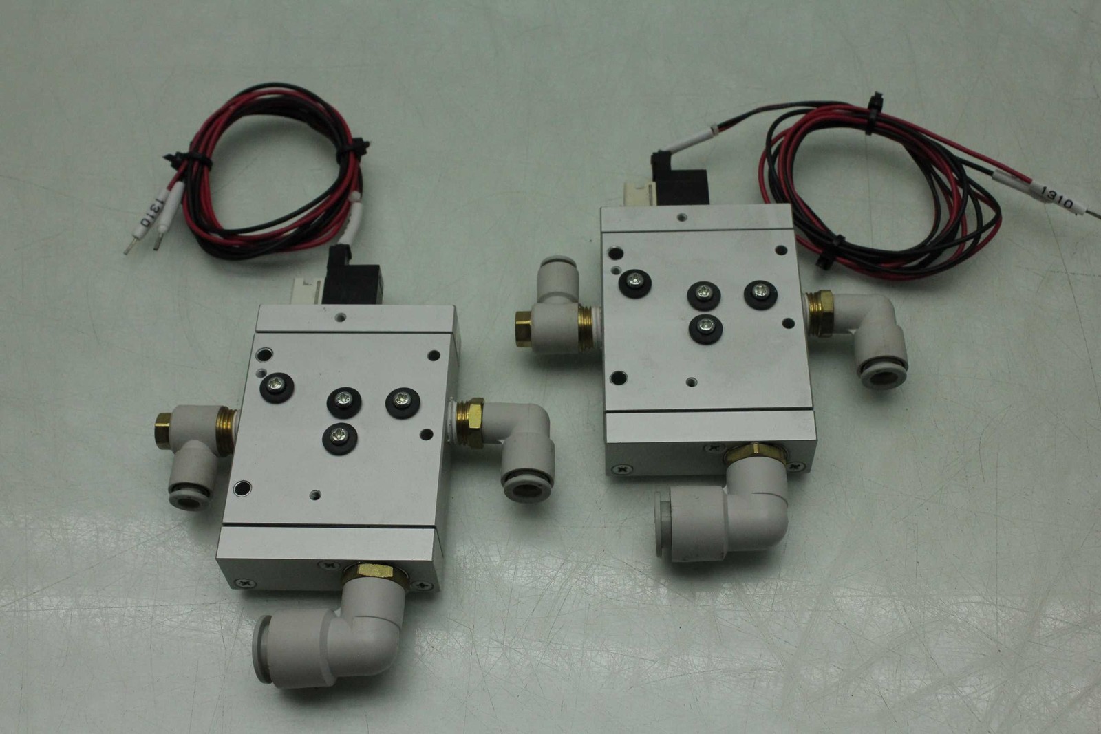 2 Convum CVA2-15HS-4AL Electromagnetic Vacuum Break Solenoid Valves Coil 24V DC - Used