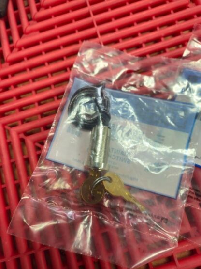 2 New Stock Locks SW2-3118AD-KA Maintaining Key Switch Locks - New - Image 3
