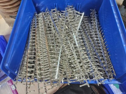(20) New TE Connectivity CT 173631-1 Multi-Lock Female Contacts 16-20 AWG - New - Image 4