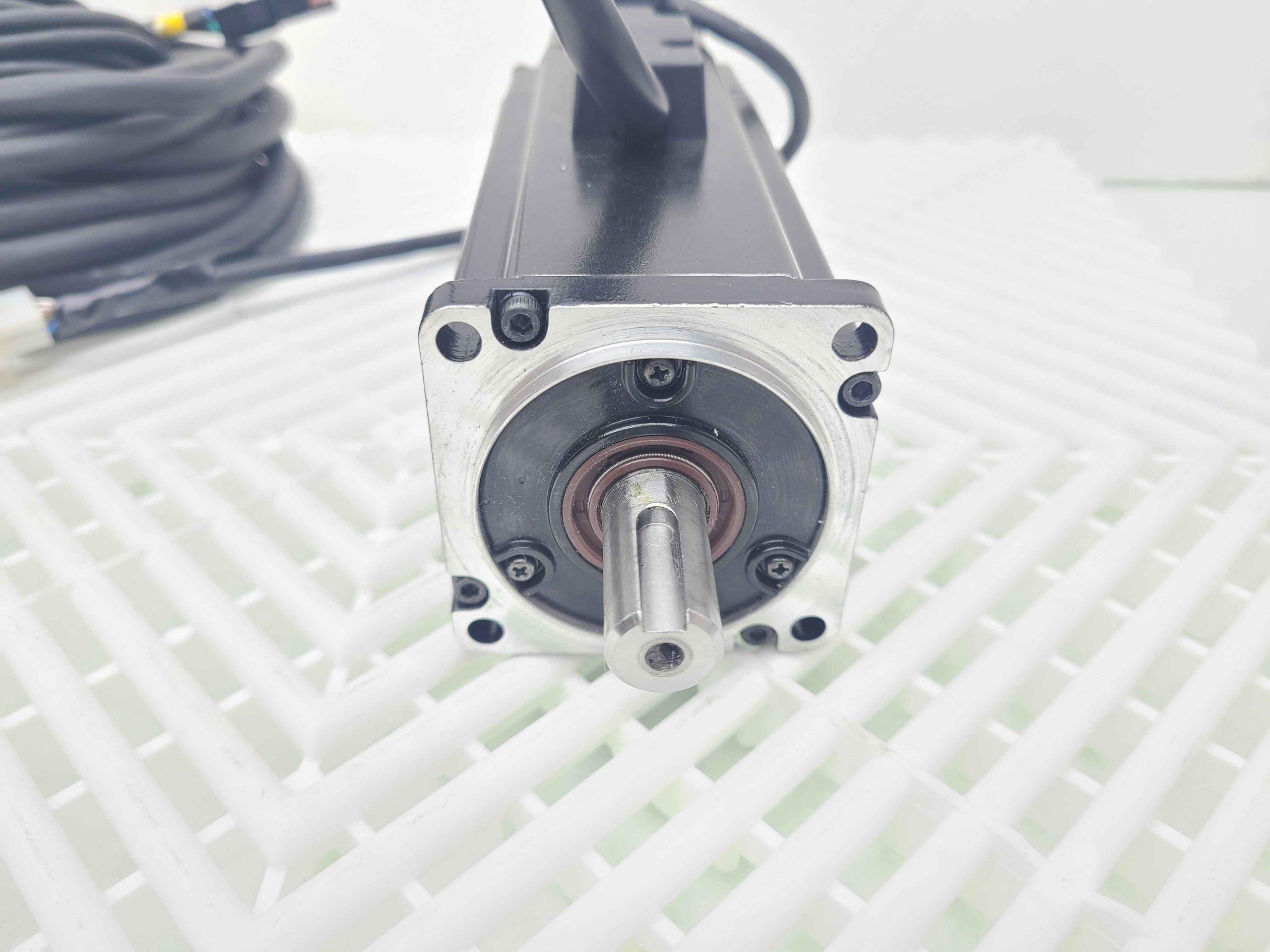 Delta Electronics AC Servo Motor ECMA-C20604SS w/ Servo Drive ASD-B2-0421-B - Used - Image 14