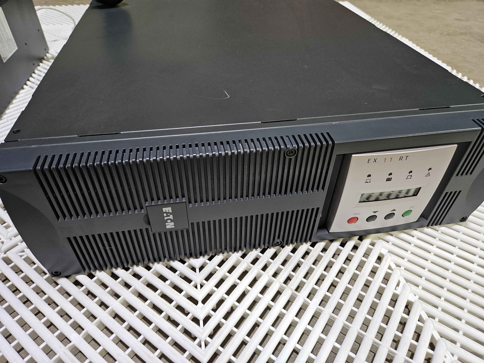 Eaton EX-RT-11 Power Module 86116 w/ Eaton EX-RT-EXB-11-EP0 Battery Module - Used - Image 3