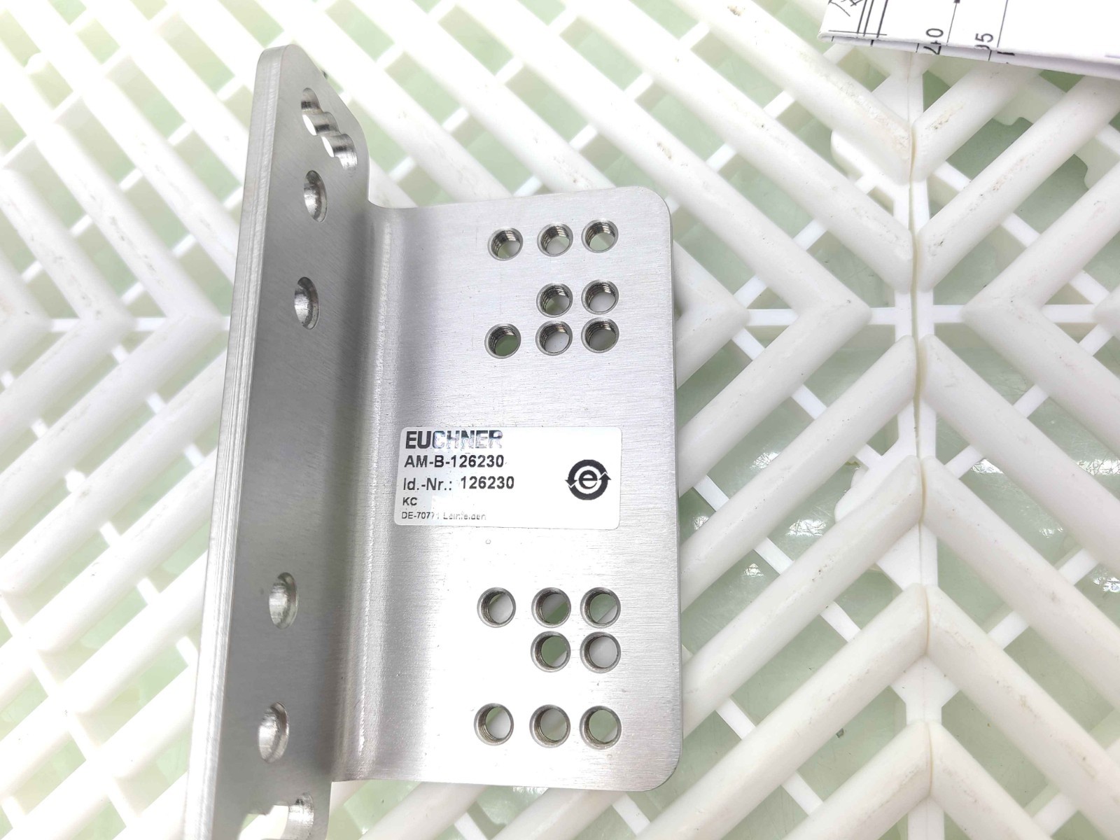 Euchner AM-B-126230 Mounting Bracket - New other (see details) - Image 5