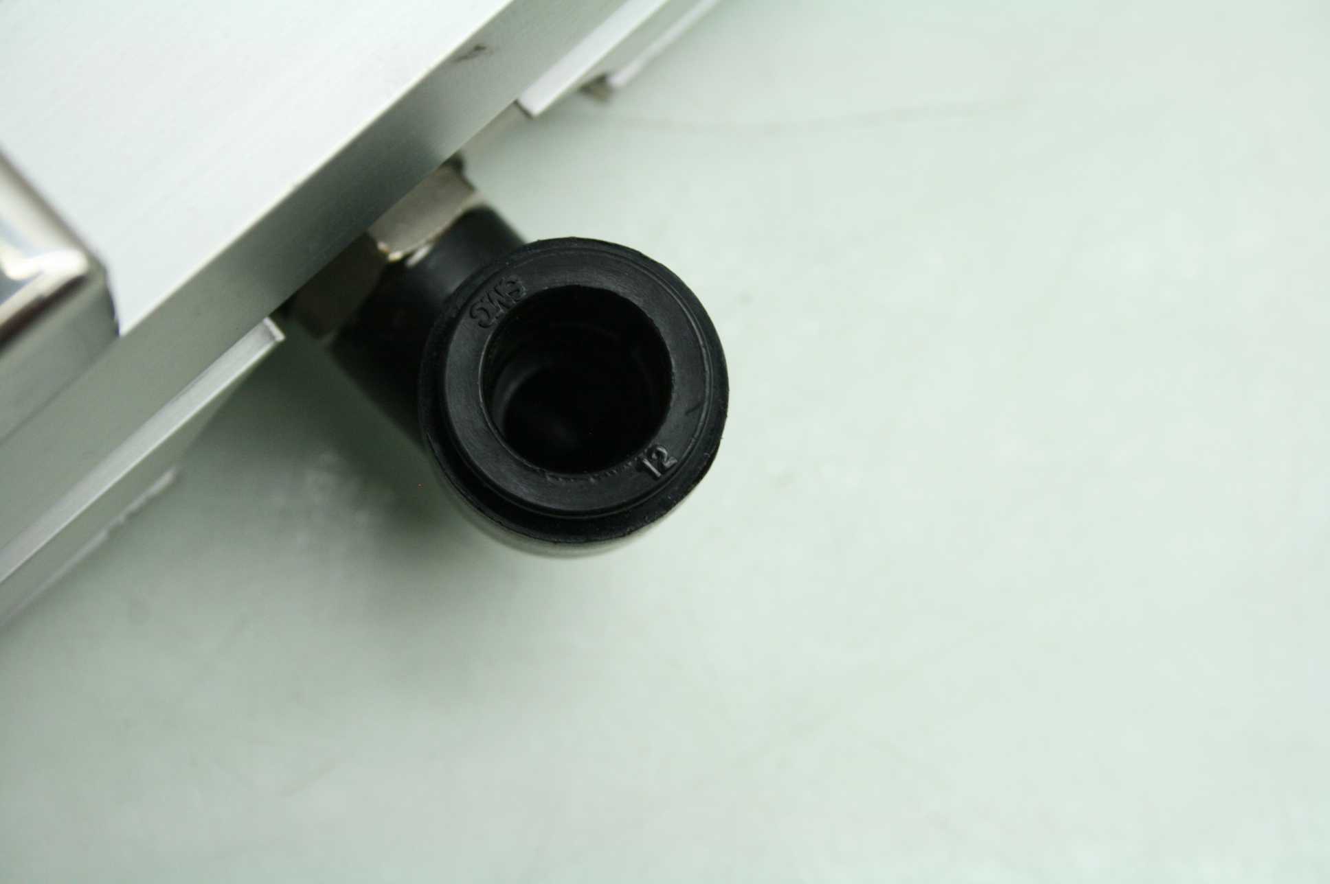 IAI Intelligent Actuator ISD-S-16-60-200-CR Ball Screw Actuator 200mm Travel 60W - Used - Image 18