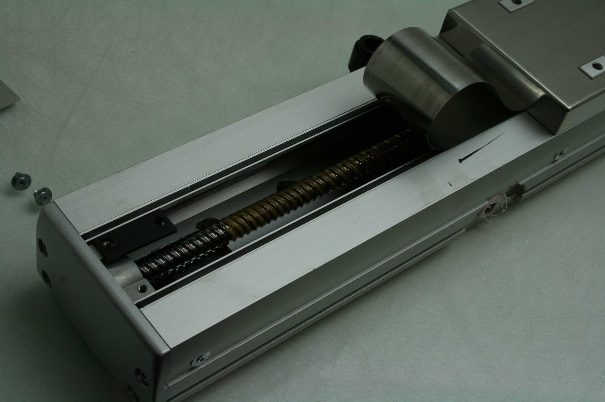 IAI Intelligent Actuator ISD-S-16-60-200-CR Ball Screw Actuator 200mm Travel 60W - Used - Image 21