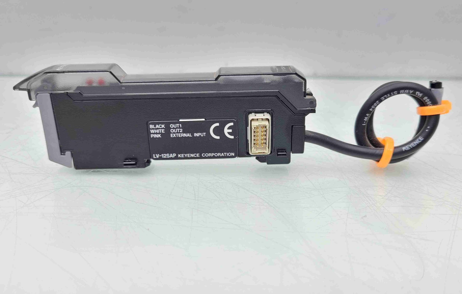Keyence LV-12SAP Amplifier Unit / Expansion Unit, PNP - Used - Image 4