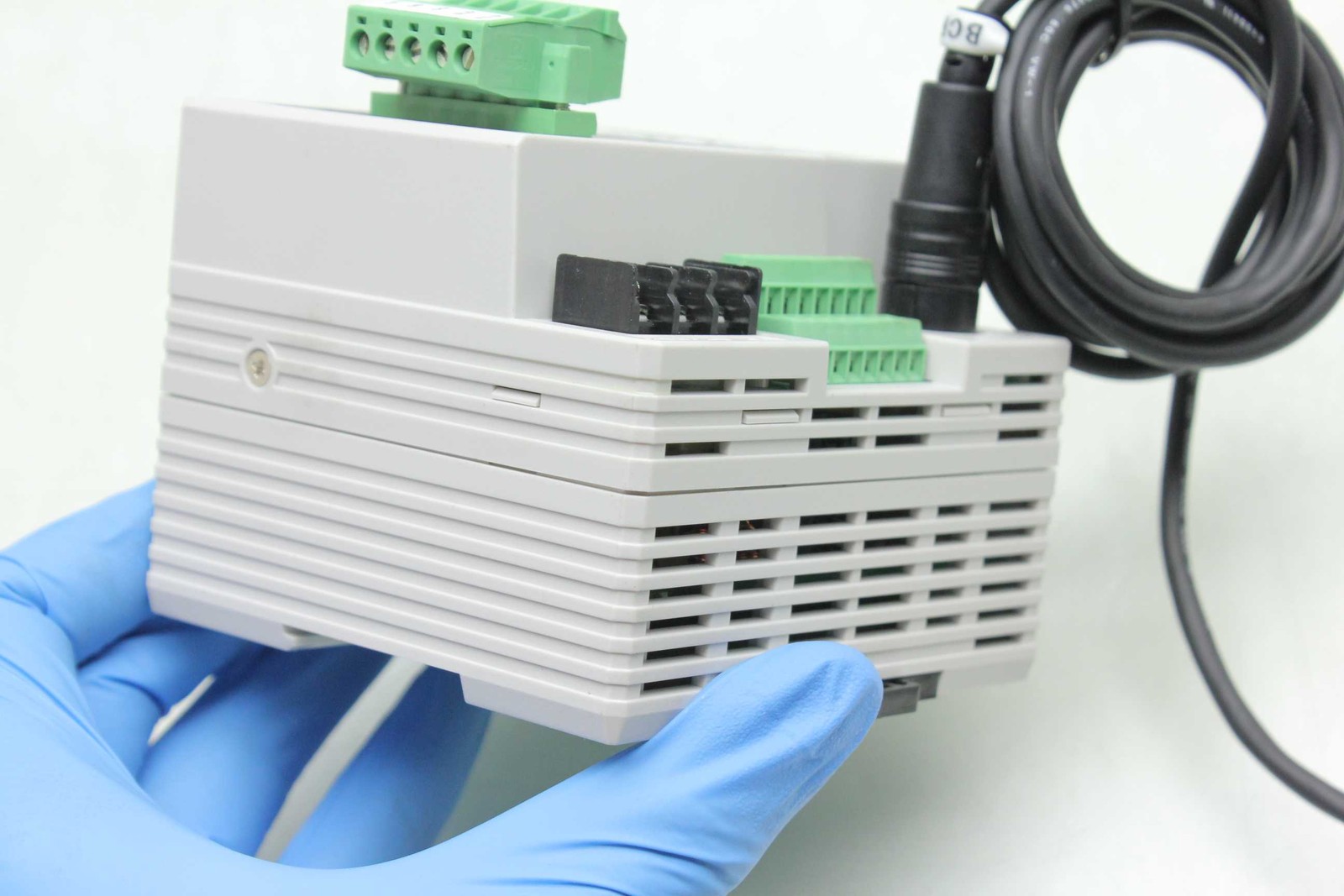 Keyence NX-50CL CC-Link V2 Compatible Network Controller RS-232C / DIN Rail - Used - Image 3