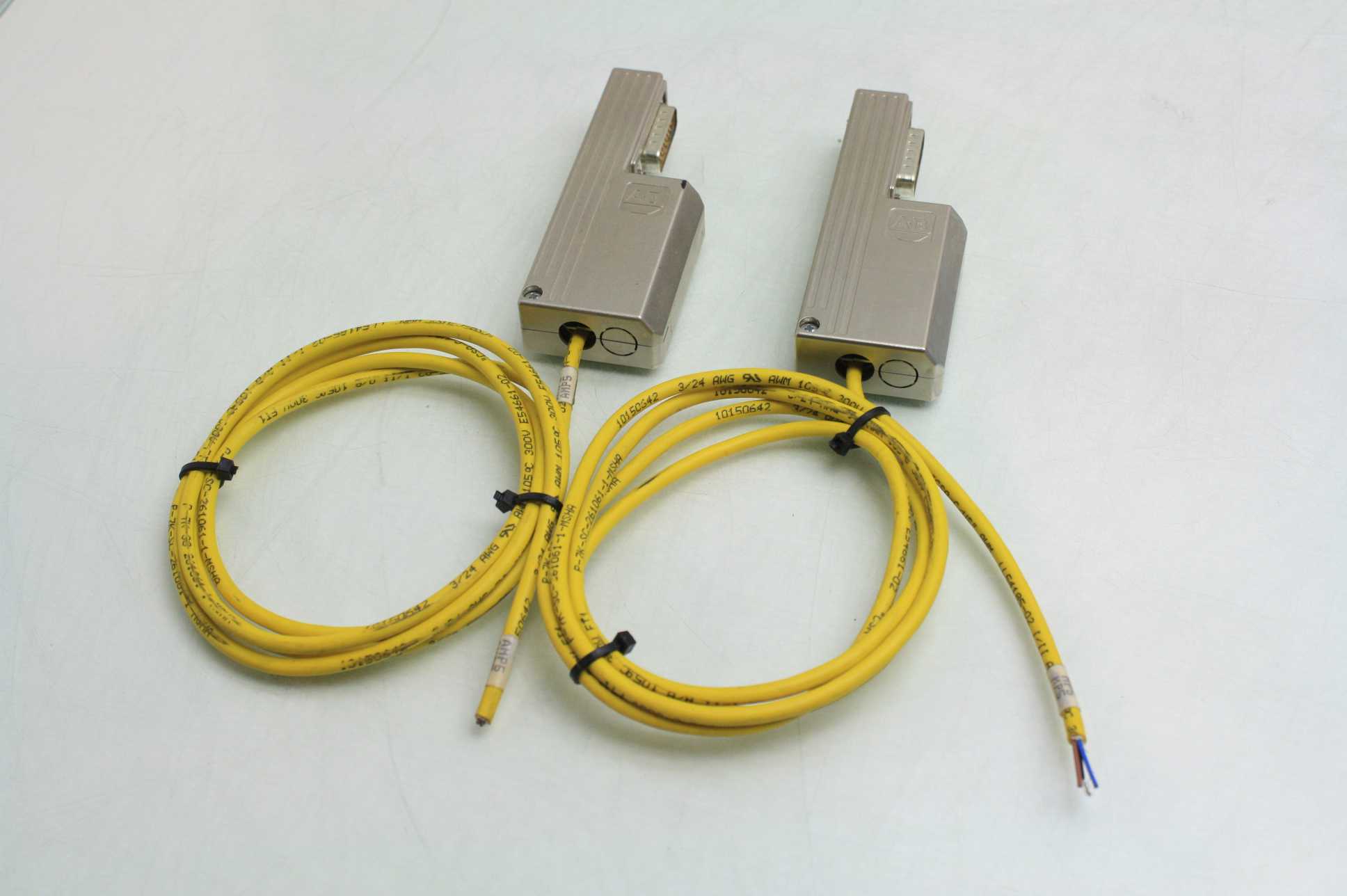 Lot of 2 Allen Bradley 2090-K6CK Male Servo Drive Feedback Connectors - Used - Image 12
