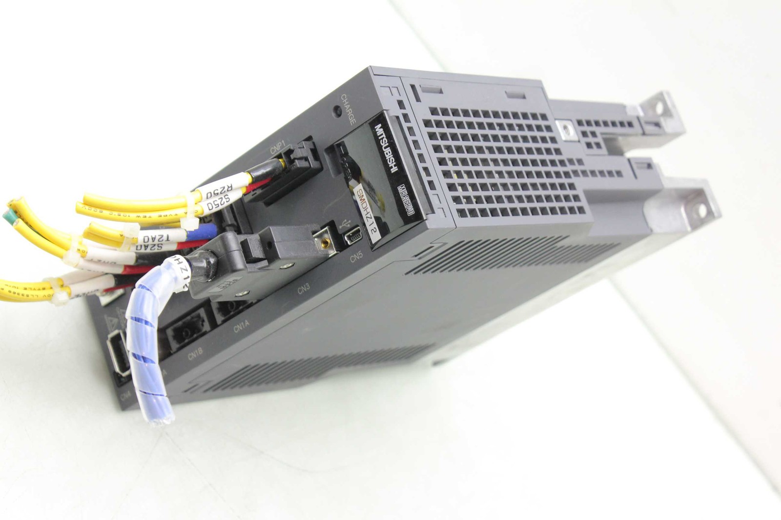Mitsubishi MR-J3W-22B Servo Drive with LM-LP Magnetic Linear Motor 430mm Track - Used - Image 4