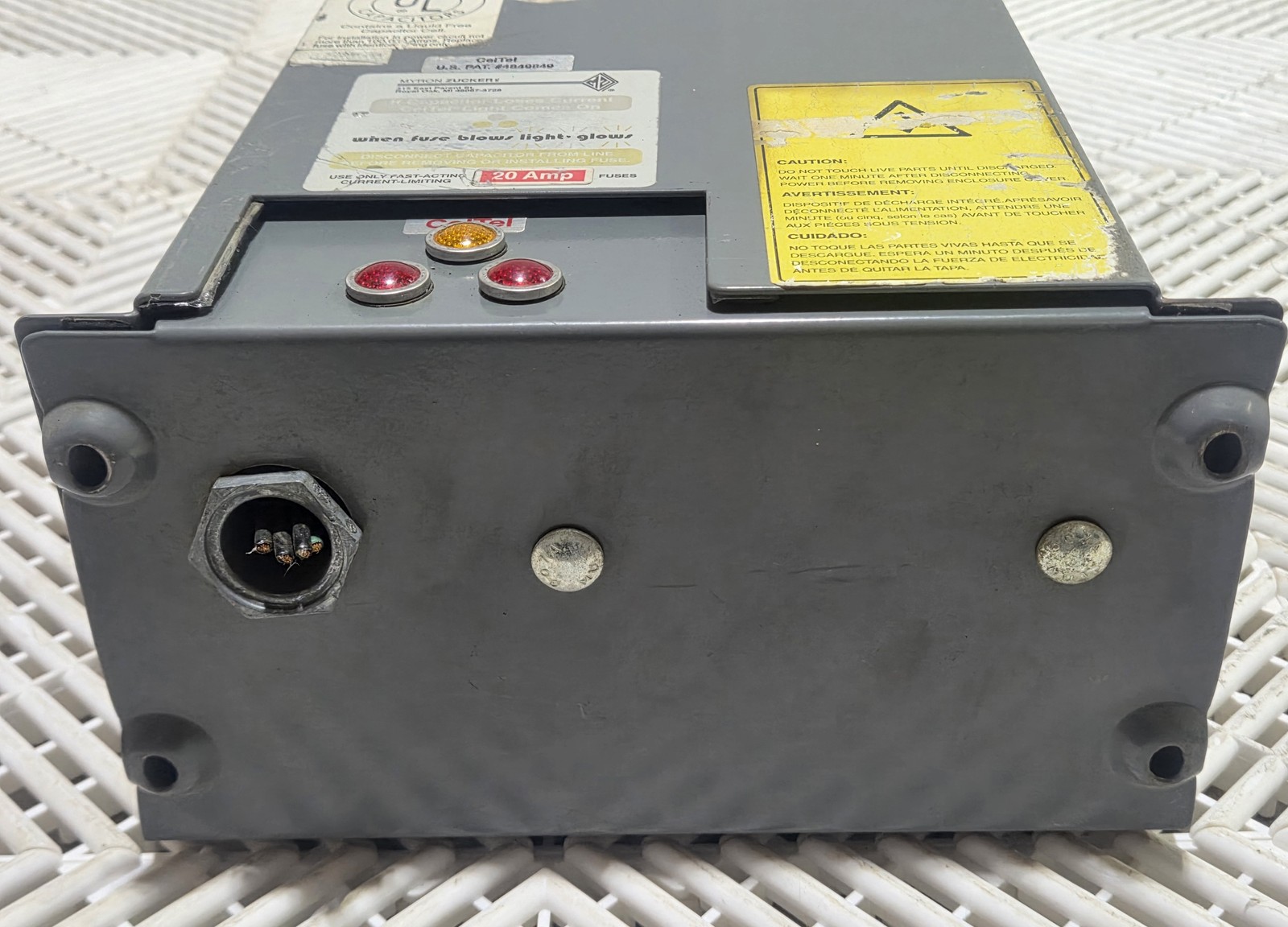Myron Zucker KIM43002X-3 2.5kVAR 480V 3Ph CALMOUNT Cap Bank Used - Used - Image 8