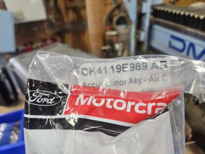 New Ford Motorcraft YF-38070 A/C Receiver Air Dryer CK4Z-19C836-A - New - Image 5