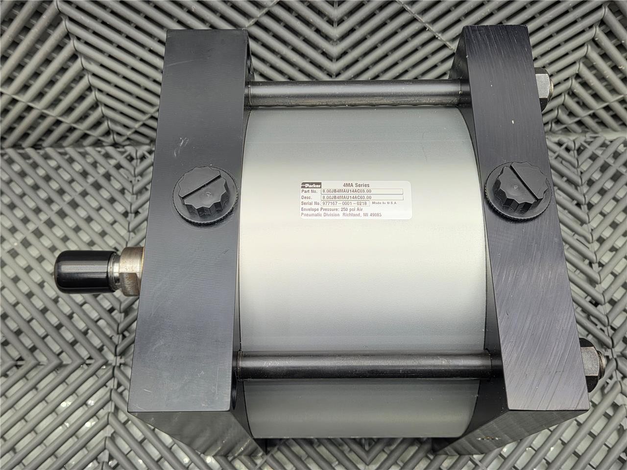 New Parker 8.00JB4MAU14AC03.00 Pneumatic Air Cylinder 1" Shaft / 250psi - New - Image 3