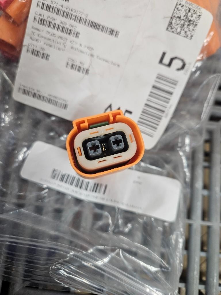 (Qty 10) New TE Connectivity 4-2103177-2 Connector HVA280 Plug - New - Image 7