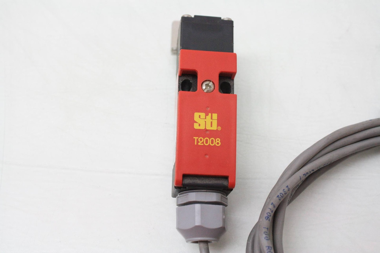 STI T2008-11SM Safety Interlock Door Keyed Switch 44540-0010 - Used - Image 5
