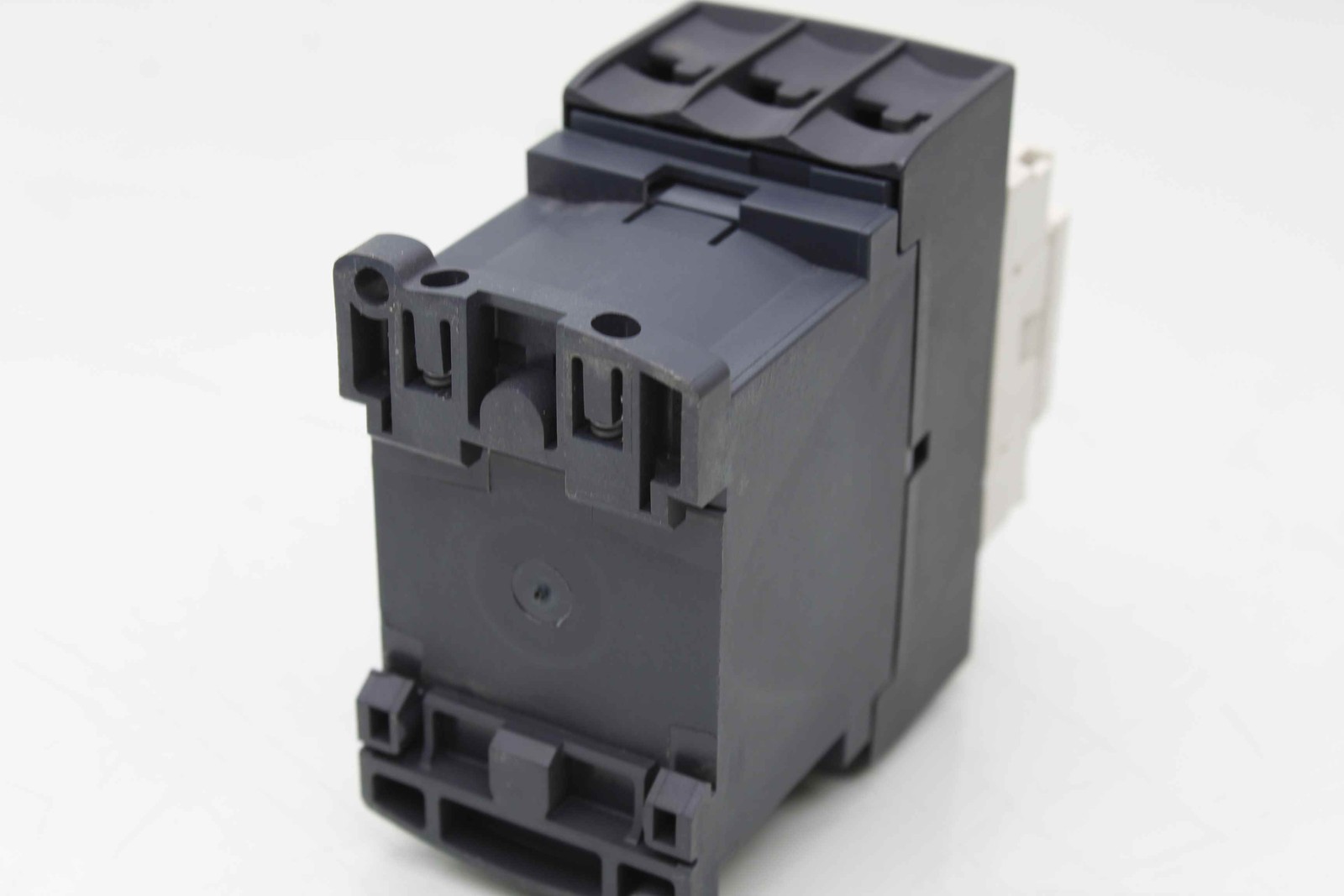 Schneider LC1D32BD Contactor 32A 24DC Coil Telemecanique - Used - Image 3