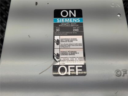 Siemens GNF321 General Duty Enclosed Safety Switch 240V AC / 250V DC Max, 30A - Used - Image 4