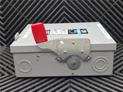 Siemens GNF321 General Duty Enclosed Safety Switch 240V AC / 250V DC Max, 30A - Used - Image 10