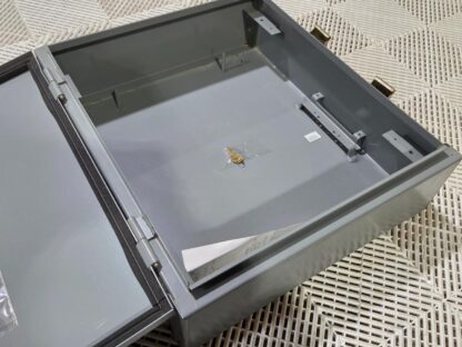Square D MH23WP, E1 Series Cutout Box, Wall-Mountable Enclosure 23" x 8" x 20.5" - New other (see details) - Image 4