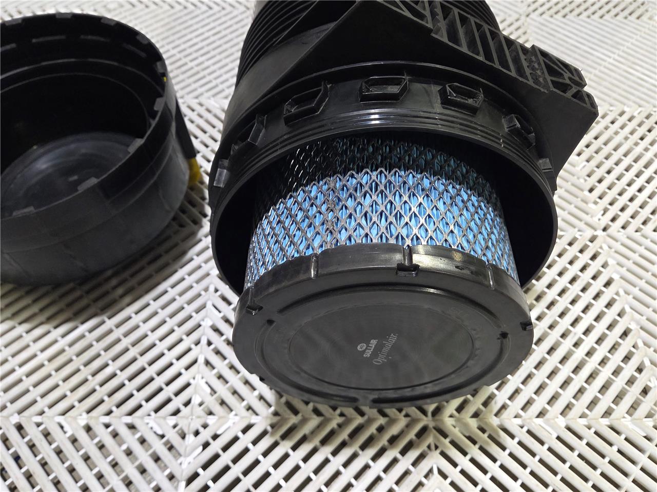 Sullair Air Compressor Air Filter Assembly w/ Sullair Optimalair 02250127-684 - Used - Image 18