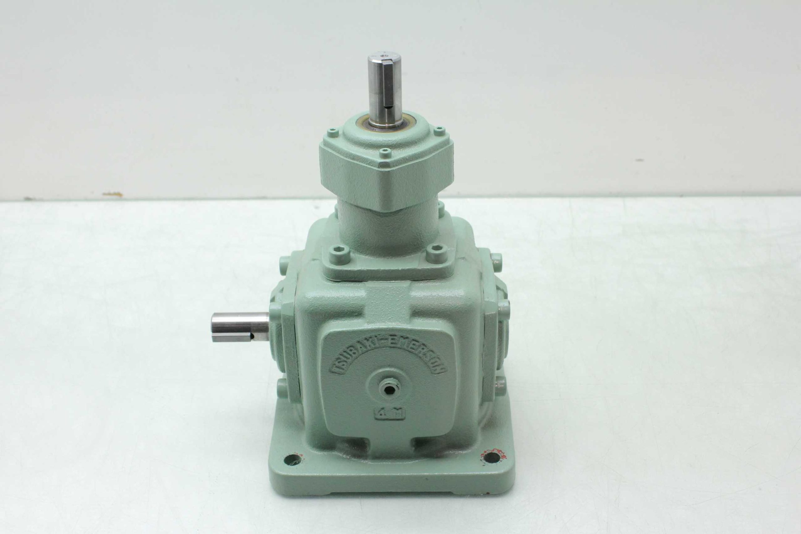 Tsubaki Emerson ED4M-U-R-Y Right Angle Miter Gear Reducer 1:1 Right Gearbox - Used - Image 10