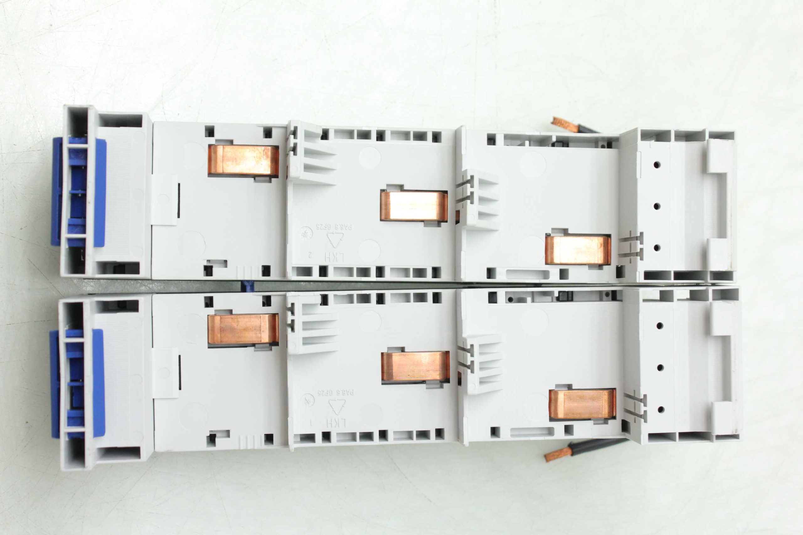 2 Rittal SV 9341.460 OM Adapters with Connection Cables / 32A / 3 Pole / 600V - Used - Image 18