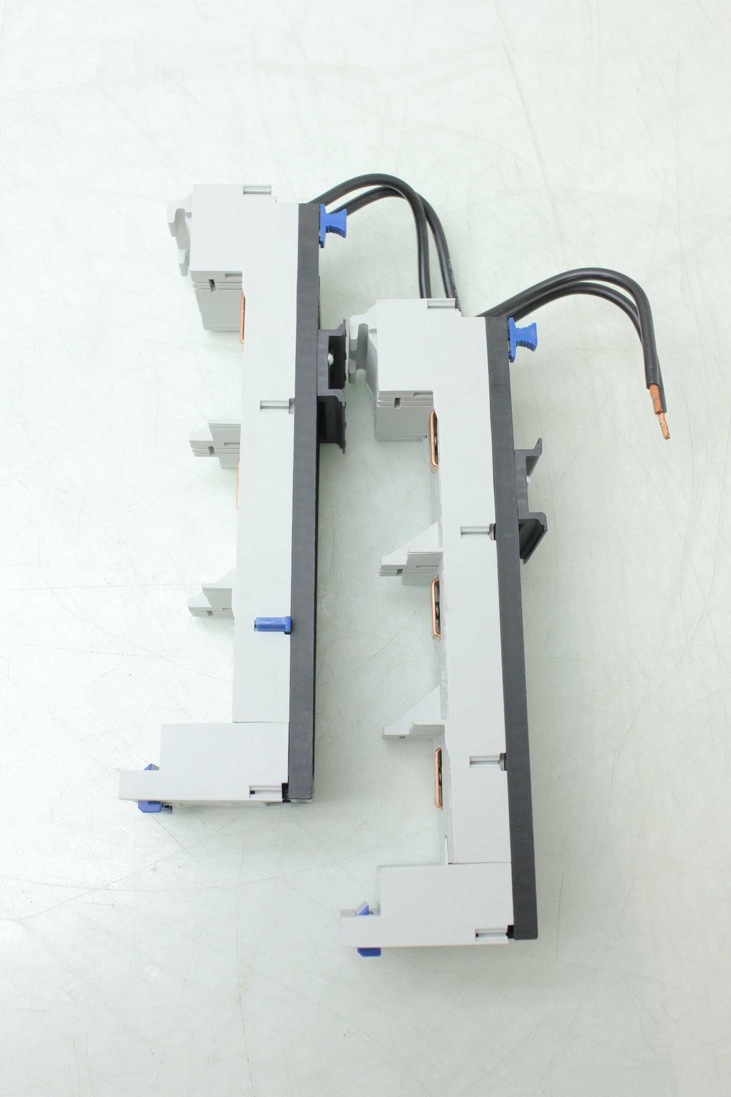 2 Rittal SV 9341.460 OM Adapters with Connection Cables / 32A / 3 Pole / 600V - Used - Image 3