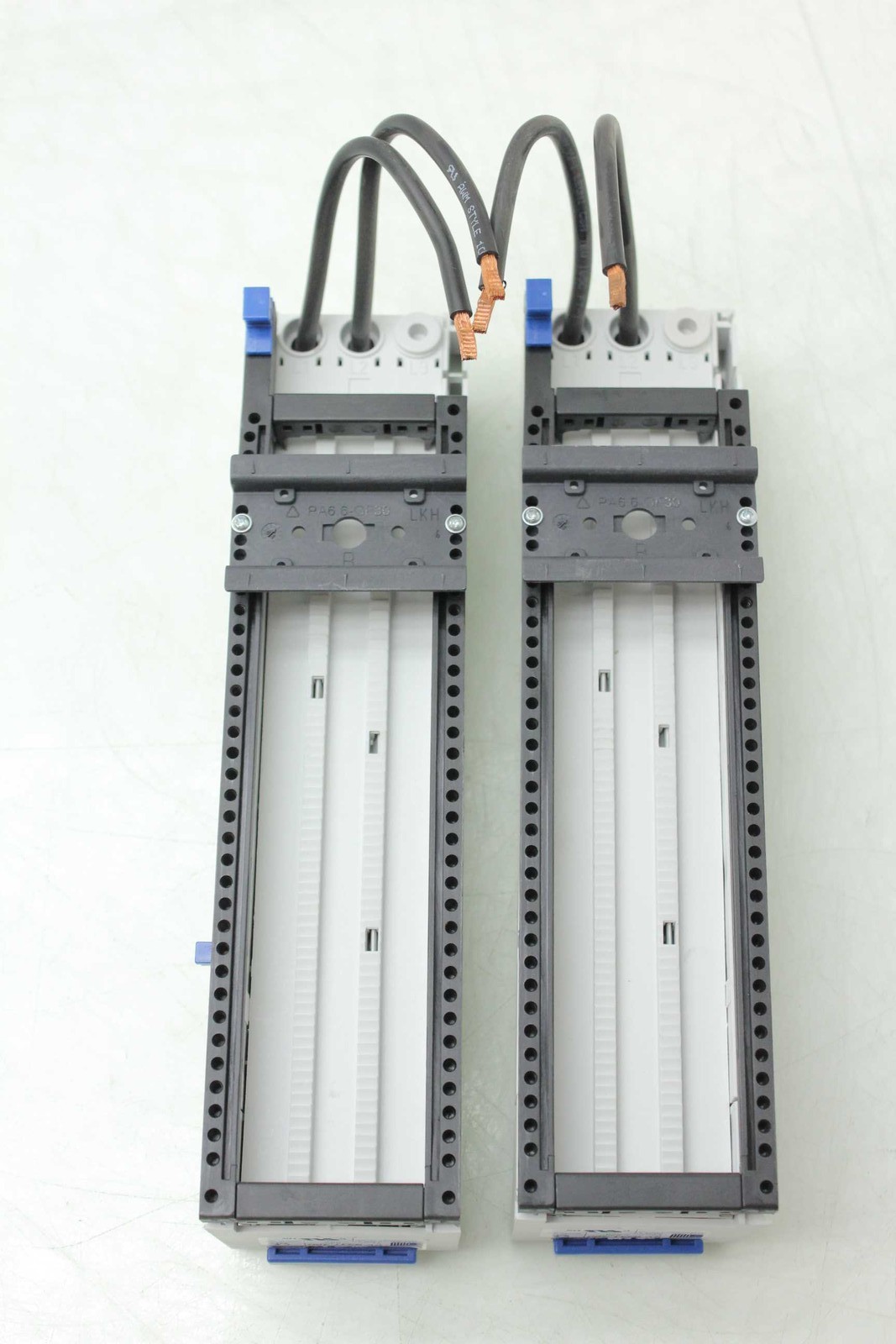 2 Rittal SV 9341.460 OM Adapters with Connection Cables / 32A / 3 Pole / 600V - Used - Image 4