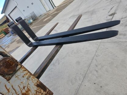 2 Telehandler Forks 5" x 72" x 2-1/4" Pin Shaft Mount 10800 lb for Genie JLG - Seller refurbished - Image 23