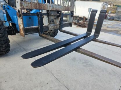 2 Telehandler Forks 5" x 72" x 2-1/4" Pin Shaft Mount 10800 lb for Genie JLG - Seller refurbished - Image 5