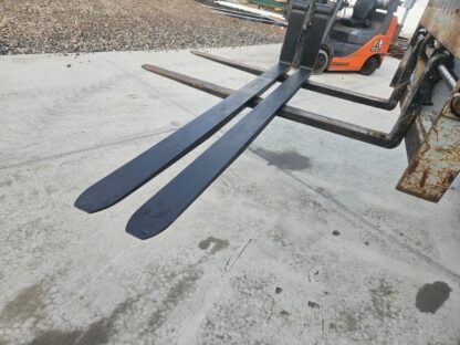 2 Telehandler Forks 5" x 96" x 2-1/4" Pin Shaft Mount 10800 lb for Genie JLG - Seller refurbished - Image 20