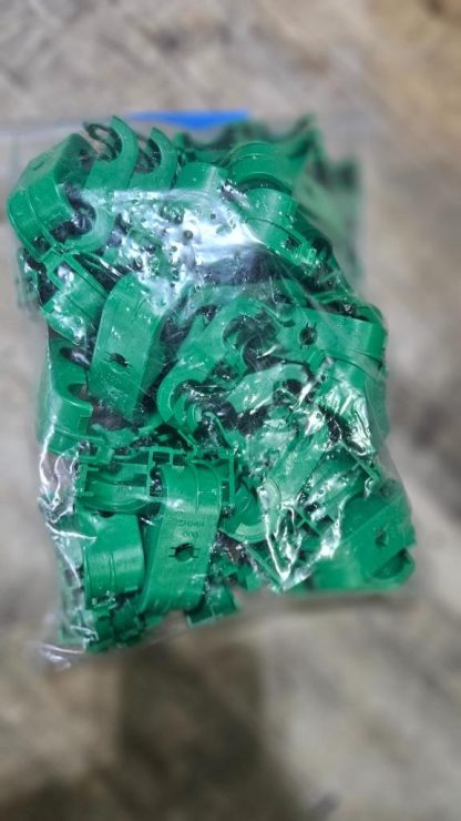 (25) Freightliner 23-13454-000 Green Battery Cable Clamp 2/0 or 4/0 - New - Image 10