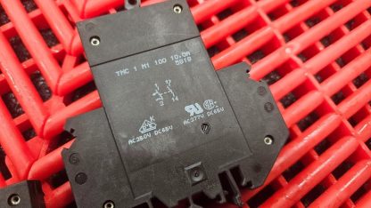 3 Phoenix Contact TMC 1 M1 100 10,0A Thermomagnetic Circuit Breaker - Used - Image 5