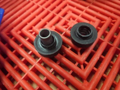 (34) New Barry Hutchinson 44001-1 Bonded Tube Mount Isolator 44000 - New - Image 11