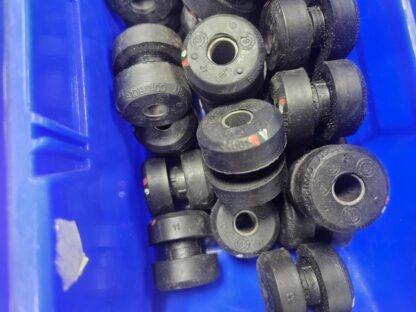 (34) New Barry Hutchinson 44001-1 Bonded Tube Mount Isolator 44000 - New - Image 5
