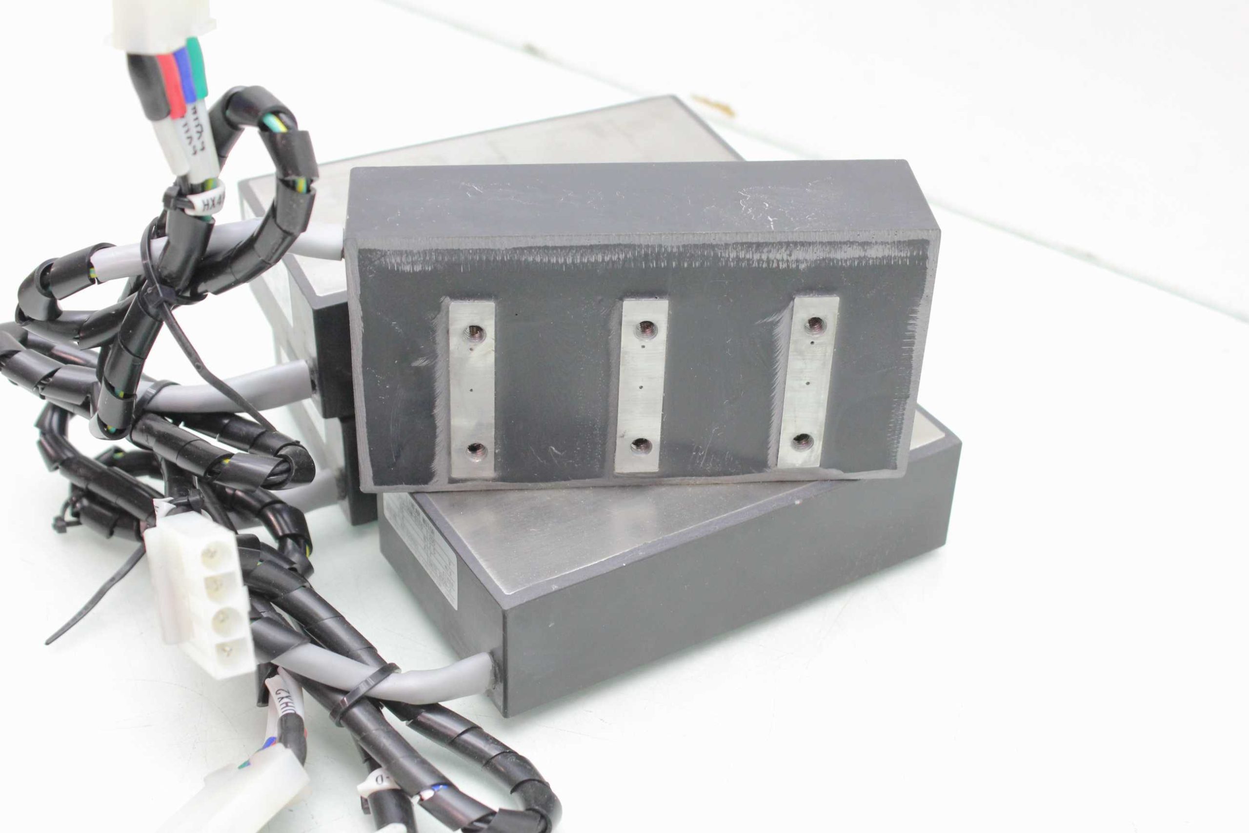 4 Mitsubishi Magnetic Linear Servo Motors LP2A-09M-01F0 with 4 Magnet Tracks - Used - Image 15