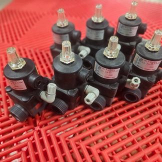 (7) Gemu 610 15D 7 11411/N Pneumatic Pilot Diaphragm Valve DN15 - Used