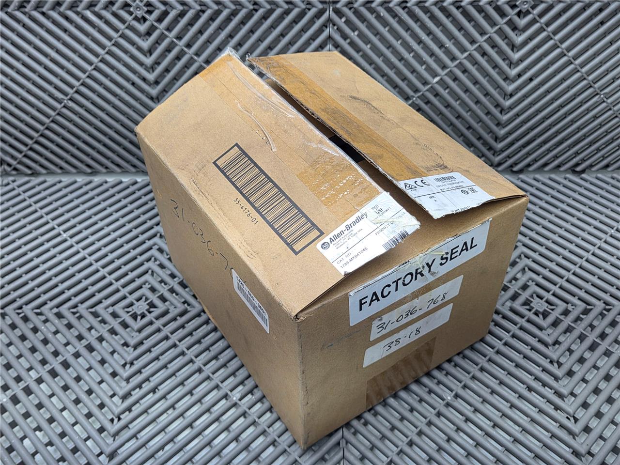 Allen-Bradley 1783-MX04T04E Ser A Managed Ethernet Switch Stratix 8000, US Stock - New other (see details) - Image 12